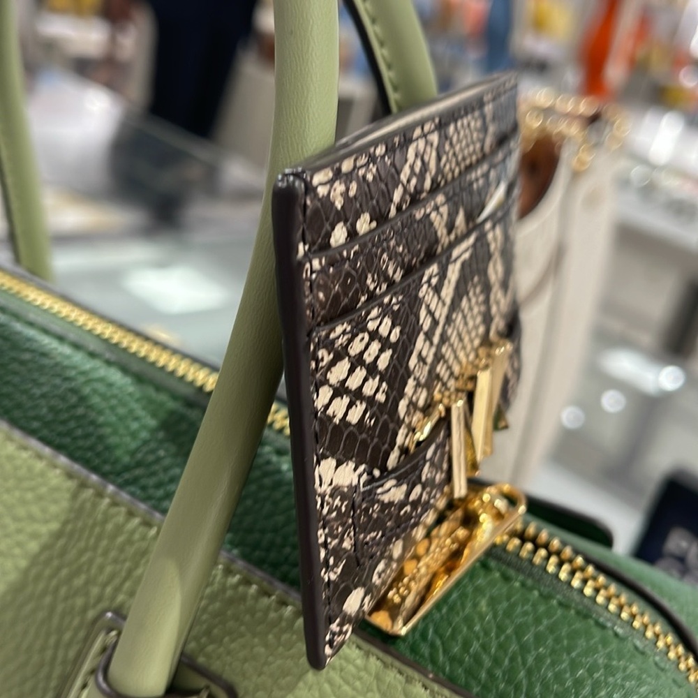 MICHAEL KORS
Reed Large Snakeskin Python Pattern Card Holder Case
NWT - Picture 3 of 16